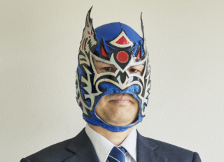 マスクド・アナライズ氏